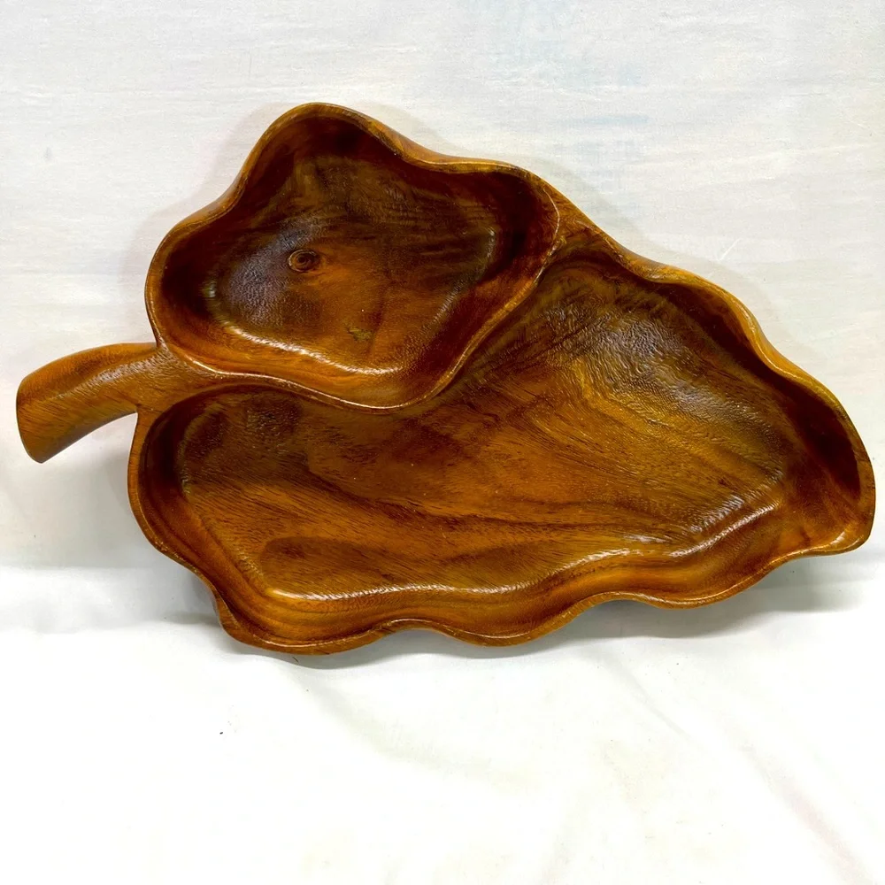 VTG Woods of Hawaii 16” Wooden Leaf-Shaped Tray Monkey-Pod Wood‎ Charcuterie